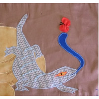 An applique pattern for a bluetongue lizard 