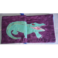 An applique pattern for a crocodile