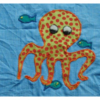An applique pattern for a octopus